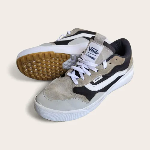Tênis vans ultrarange usado tamanho 35