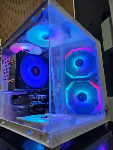 PC Gamer Espanhol Valioso