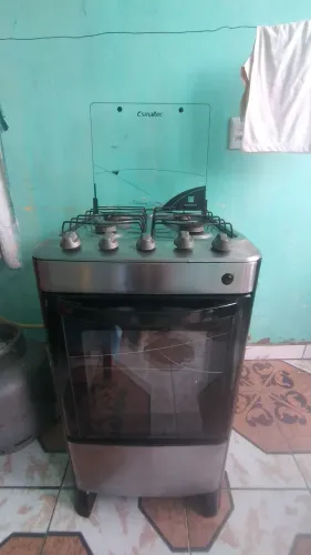 Vendo Fogão Esmaltec Inox 4 Bocas e Forno Em Perfeitas condições