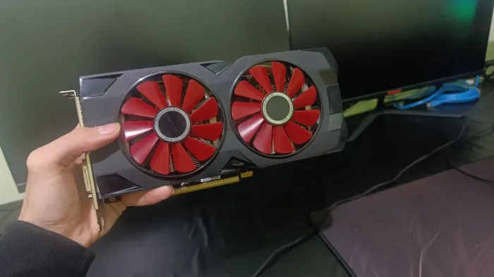 RX 570 4GB XFX Show DUAL FAN Até 3x S/Juros