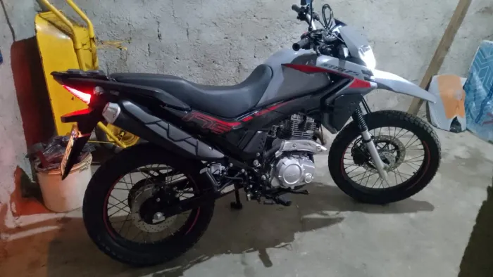 Vendo moto Shineray 175 top 14.000