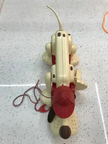 Brinquedo cachorro detetive xereta Estrela anos 80