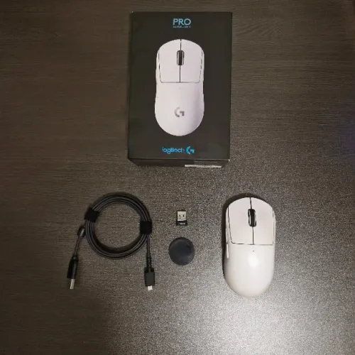 Logitech G PRO X SUPERLIGHT 1