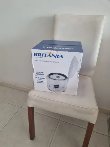 Panela eletrica de arroz 10 xícaras nova 219,90