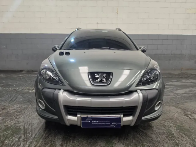 Peugeot 207 SW Escapade 1.6 16V Flex 5P 2012