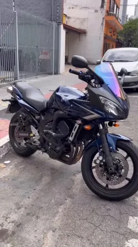 Vendo fz6s ou troco por carenada!