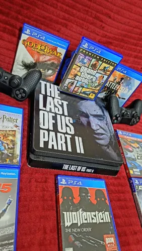 Ps4 Playstation 4 personalizado The last of us, impecável, 2 controle e jogos físicos