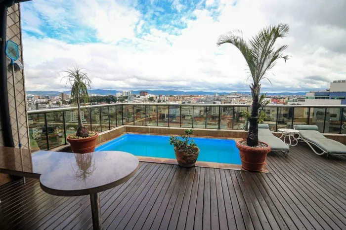 Cobertura à venda, 4 quartos, 1 suíte, 3 vagas, Novo Eldorado - Contagem/MG