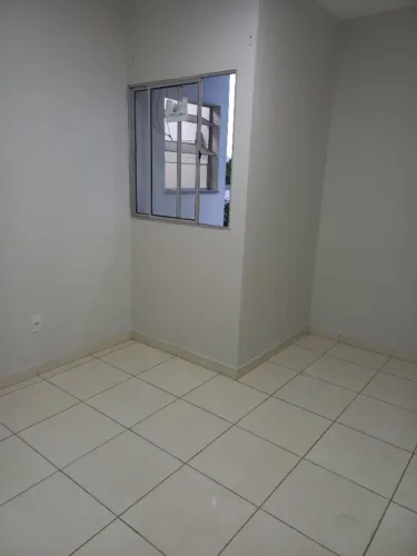Aluga se apt 1quarto e sala  na glória próximo de tudo 