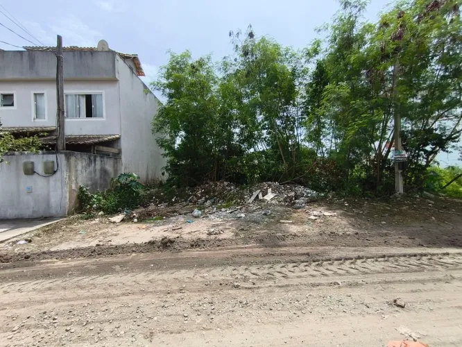 Terreno Village Rio das Ostras 420m