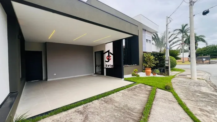 Casa com 3 dormitórios sendo 1 suíte no Condomínio Residencial Tecoara em Taubaté.