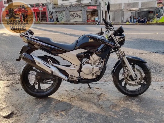 YS 250 FAZER YS FAZER 250 PRETA 2009/2010