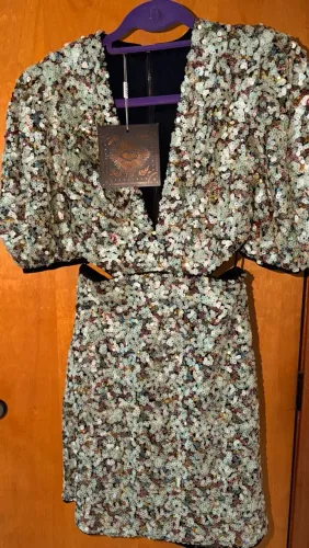 Vestido da marca colcci
