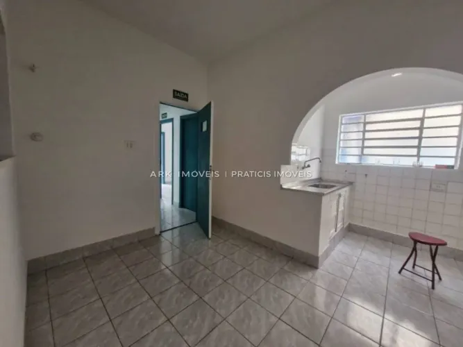 Casa térrea na Vila Mariana, venda, 300m² de área útil, comercial/residencial, Metrô Praça