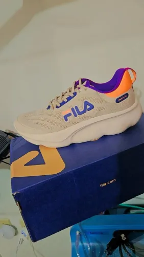 Vende-se tênis da fila original /250$