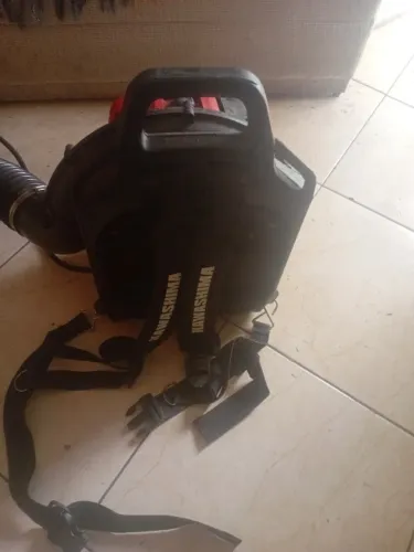 Soprador kawahima costal gasolina.