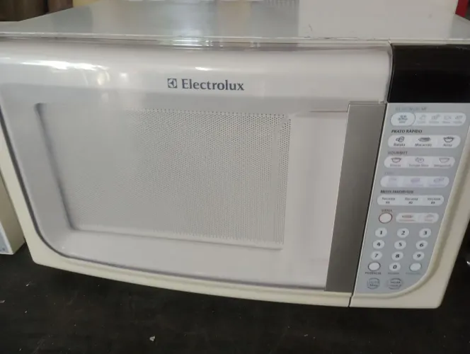 Microondas Eletrolux 31 lts grill