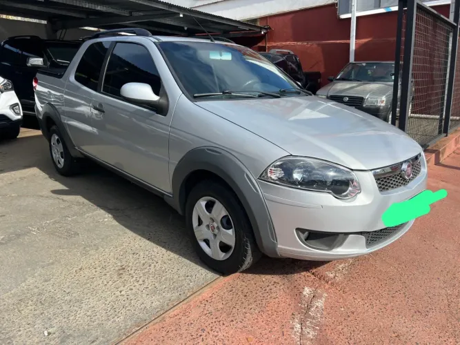 Fiat Strada Trekking 1.6 16V Flex CD 2014