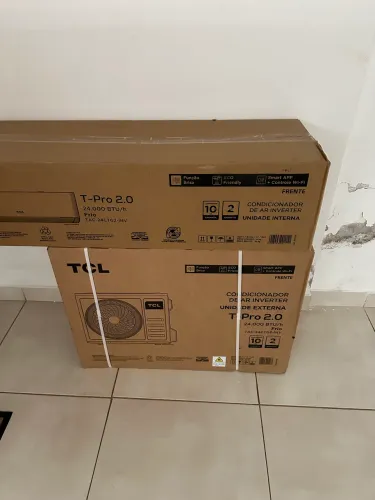Ar condicionado TCL 24000 Btus inverter com Wi-Fi novo