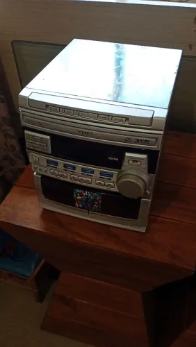Vende-se: Som Philips 3CD, 110V 