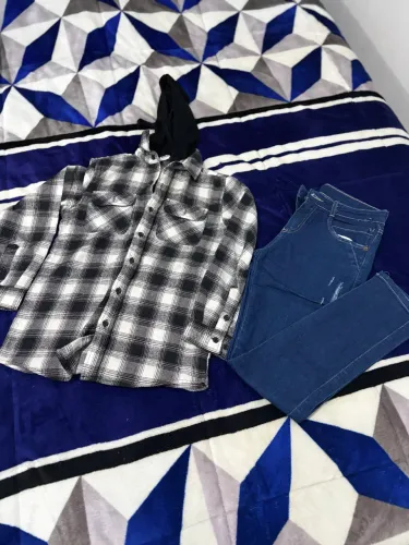 Calça e camisa 