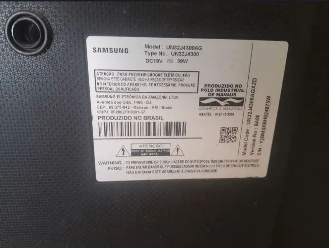 SMART TV 32' SAMSUNG (quebrada) PARA RETIRADA DE PEÇAS