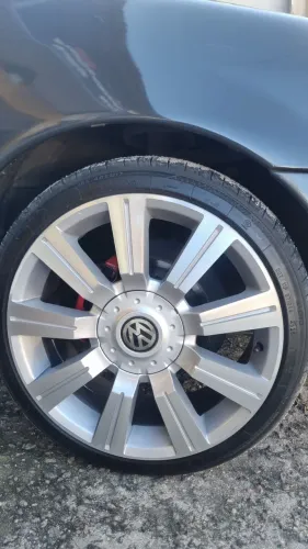 Rodas 17 4x100 4x108 novas com pneus novos, 195/40/17