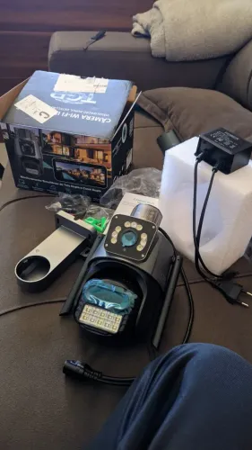 CAMERA DE SEGURANÇA NOVA NUNCA USADA