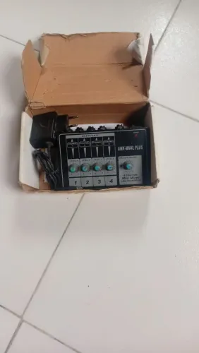 Mixer para microfone e amplificador 