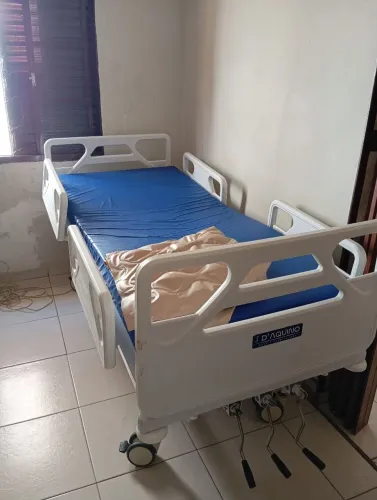 Cama hospitalar 3 manivelas