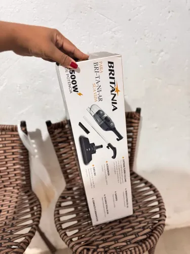 Aspirador de pó Britânia