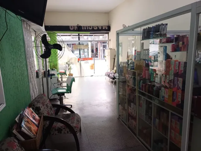 Salão Comercial para venda com 120m² em Guarulhos