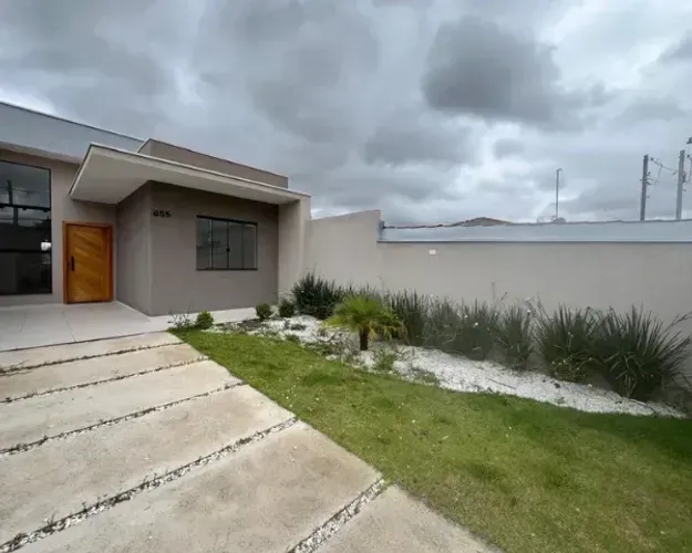 Casa Nova no Iguaçu: Suíte, Churrasqueira e Quintal para Piscina! -  Bairro Iguaçu, Fazend