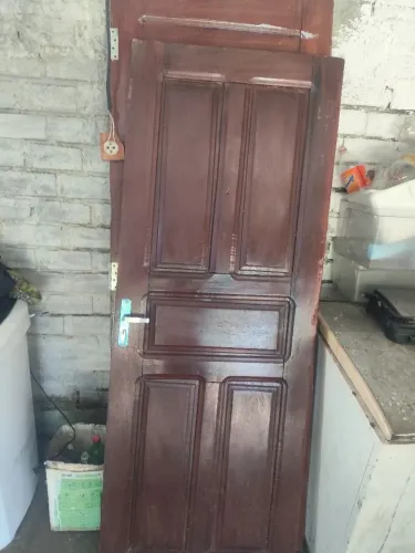 3 Portas de Madeira Maciça em ótimo Estado