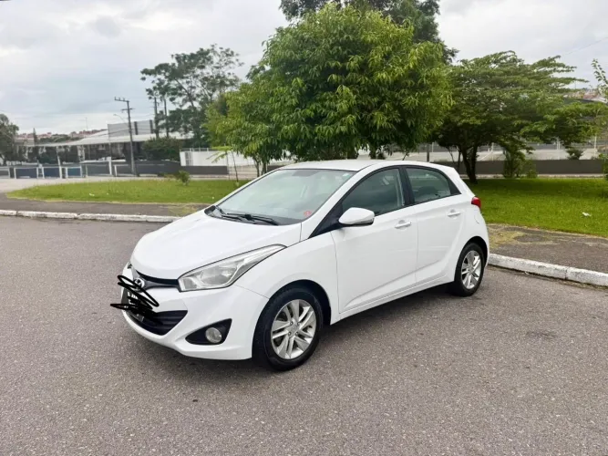 Hyundai HB20 Premium 1.6 Flex 16V Mec. 2014