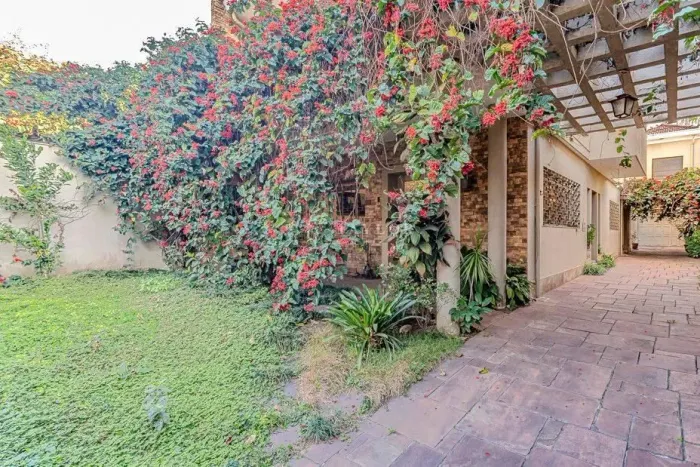 Casa com 6 Quartos à Venda, Jardim Paulistano - São Paulo