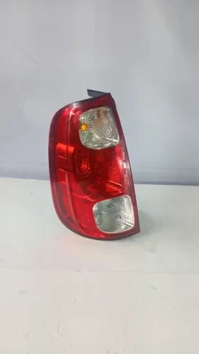 LANTERNA TRASEIRA FIAT UNO VIVACE 11/22 LADO ESQUERDO $200