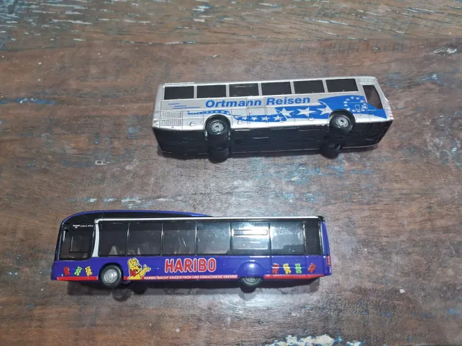 Onibus miniatura HO Siku