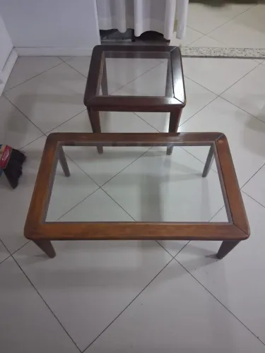 Conjunto de mesa de centro e canto