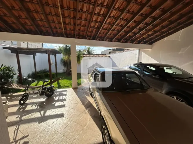 Casa com 180m² para locação no bairro Roosevelt