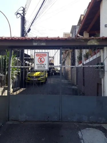 Casa no 2º Andar em Vila Familiar - Bairro Cachambi