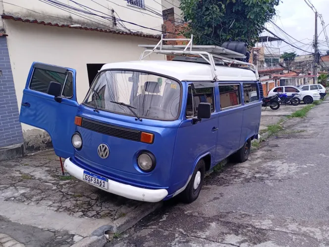 Volkswagen Kombi Standard/ Luxo/ Serie Prata 1999