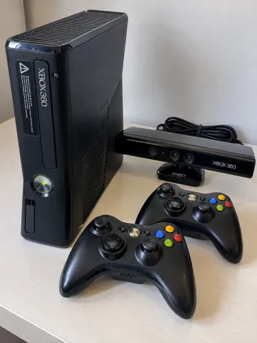 Vendo Xbox 360 Desbl0queado Completo