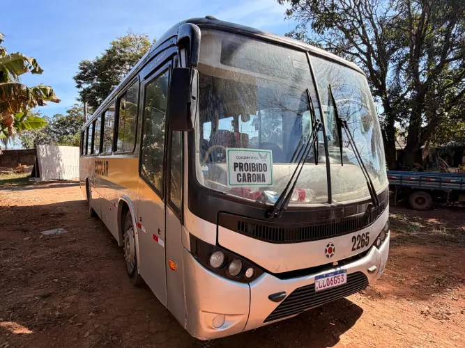 Ônibus Rodoviario 2011 VW 15190 Ideale Curto