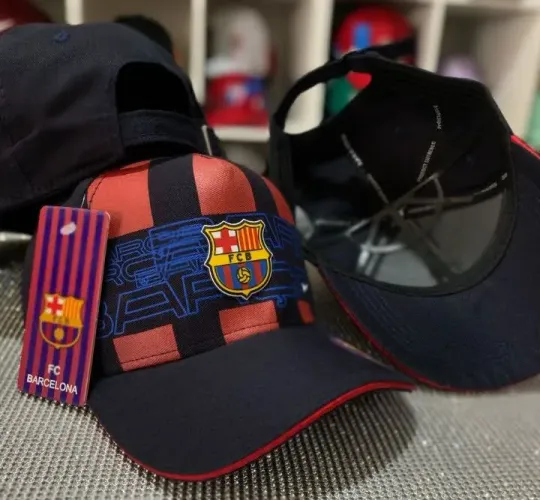 Boné Barcelona Novo