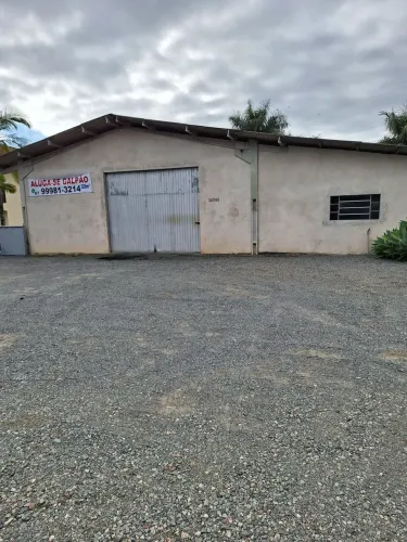 Aluga-se Galpão na Rodovia do Arroz