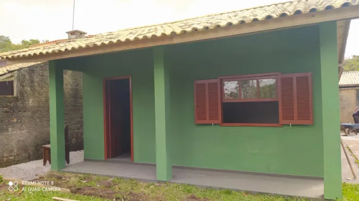 Casa para Locação em Garopaba, Praia do Ouvidor, 2 dormitórios, 1 banheiro