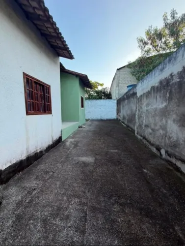 V- vendo casa em ITACIBÁ Cariacica