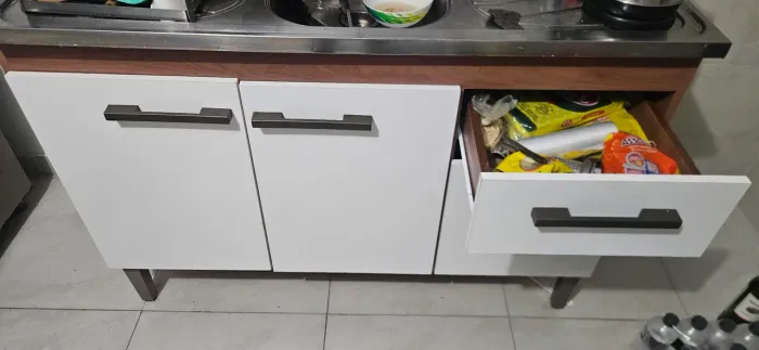 Balcão com pia inox