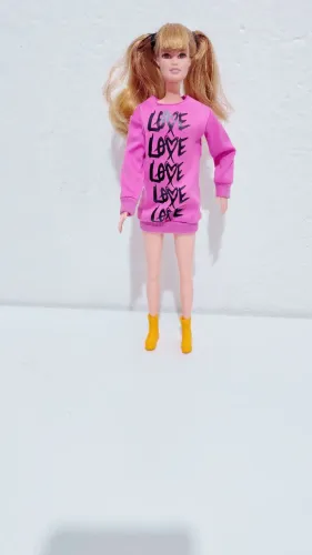 Barbie Fashionistas FJF44